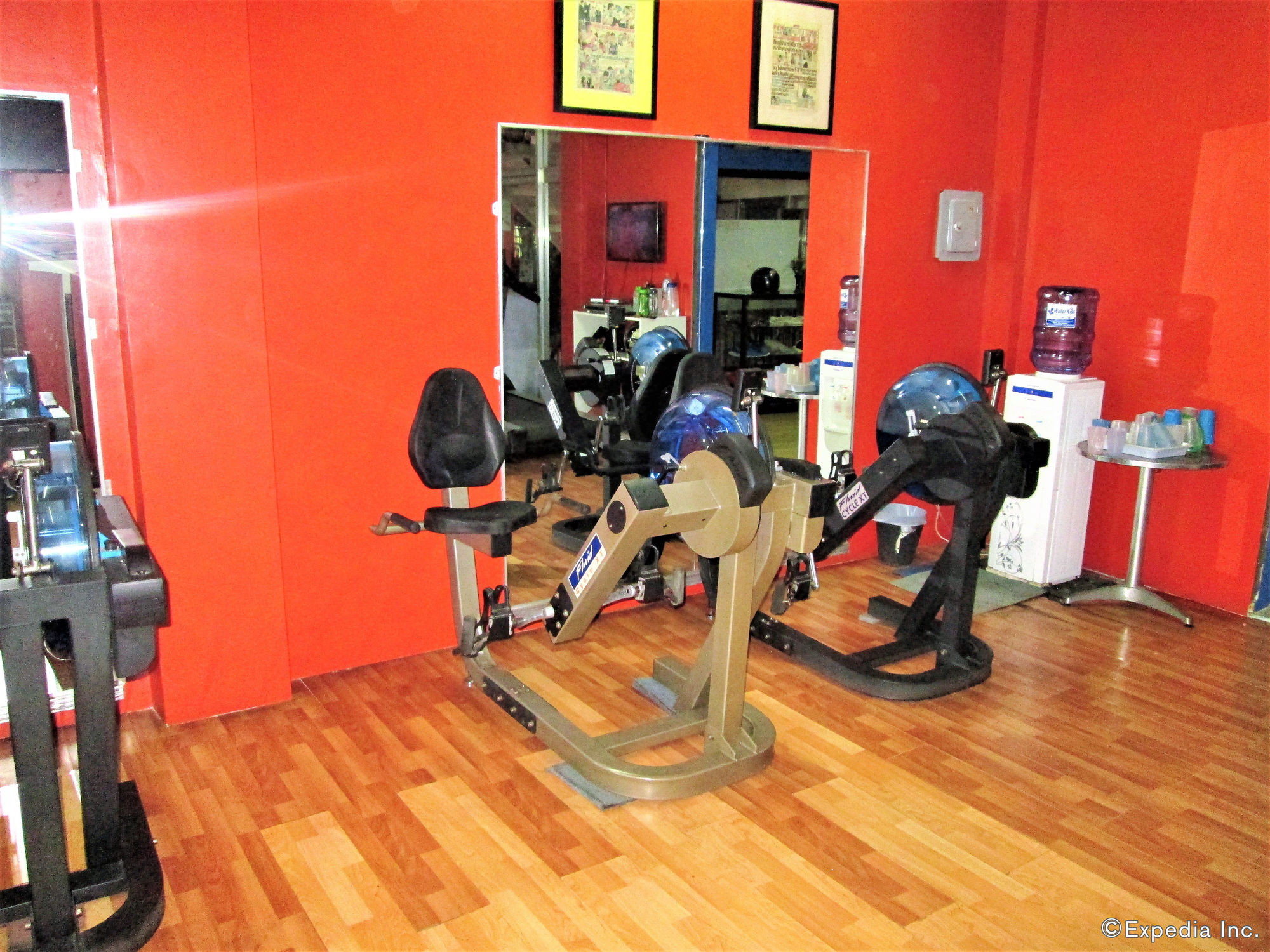 Stonestown Suites