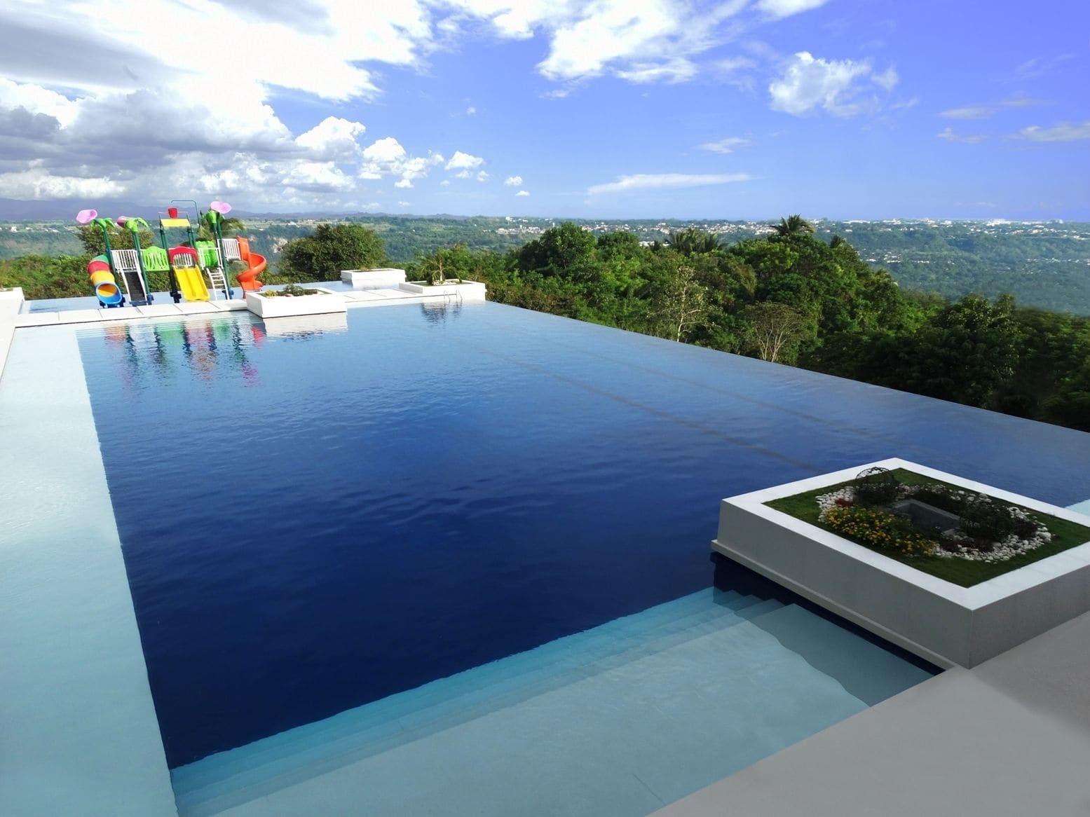 Ultra Winds Mountain Resort