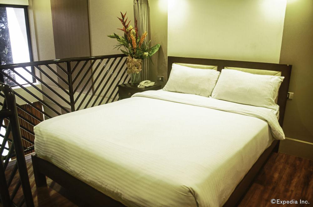 Uptown Condotel