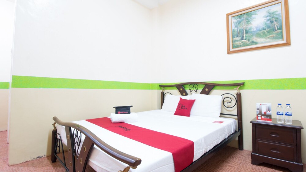 Praferosa Resort Hotel by RedDoorz