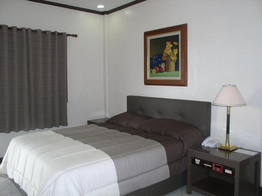Riverview Resort And Conference Center