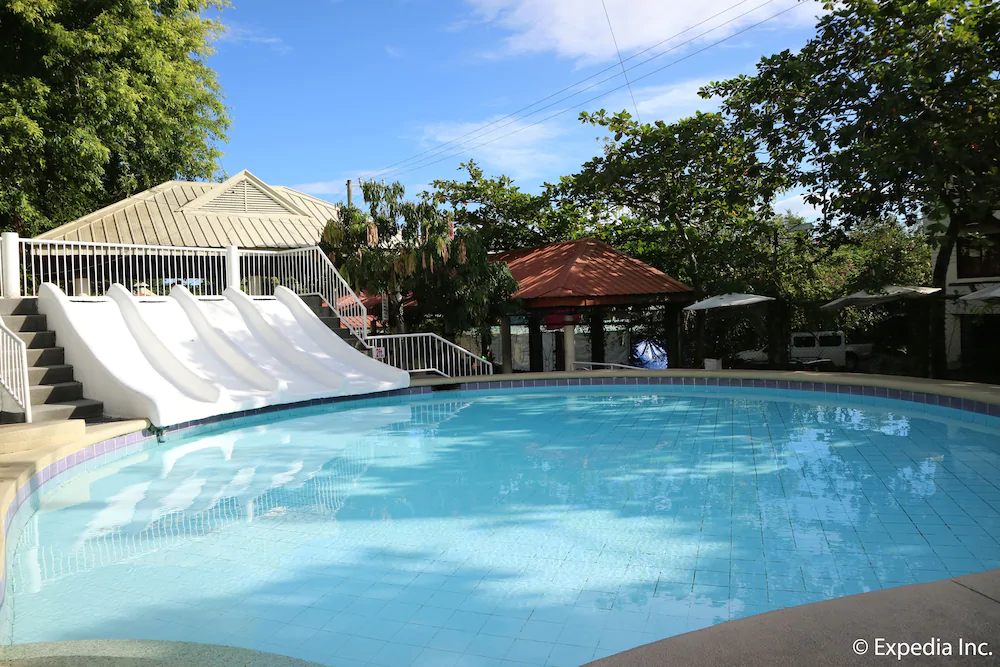Splash Mountain Resort Hotel