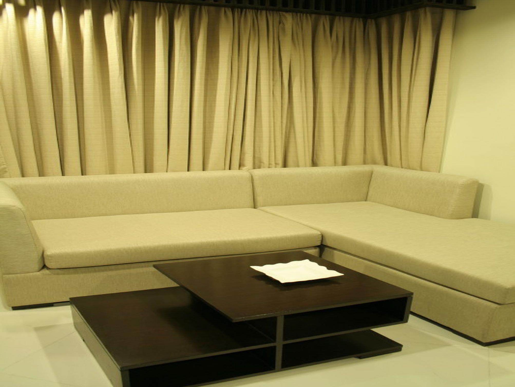 The Green Glass Boutique Hotel