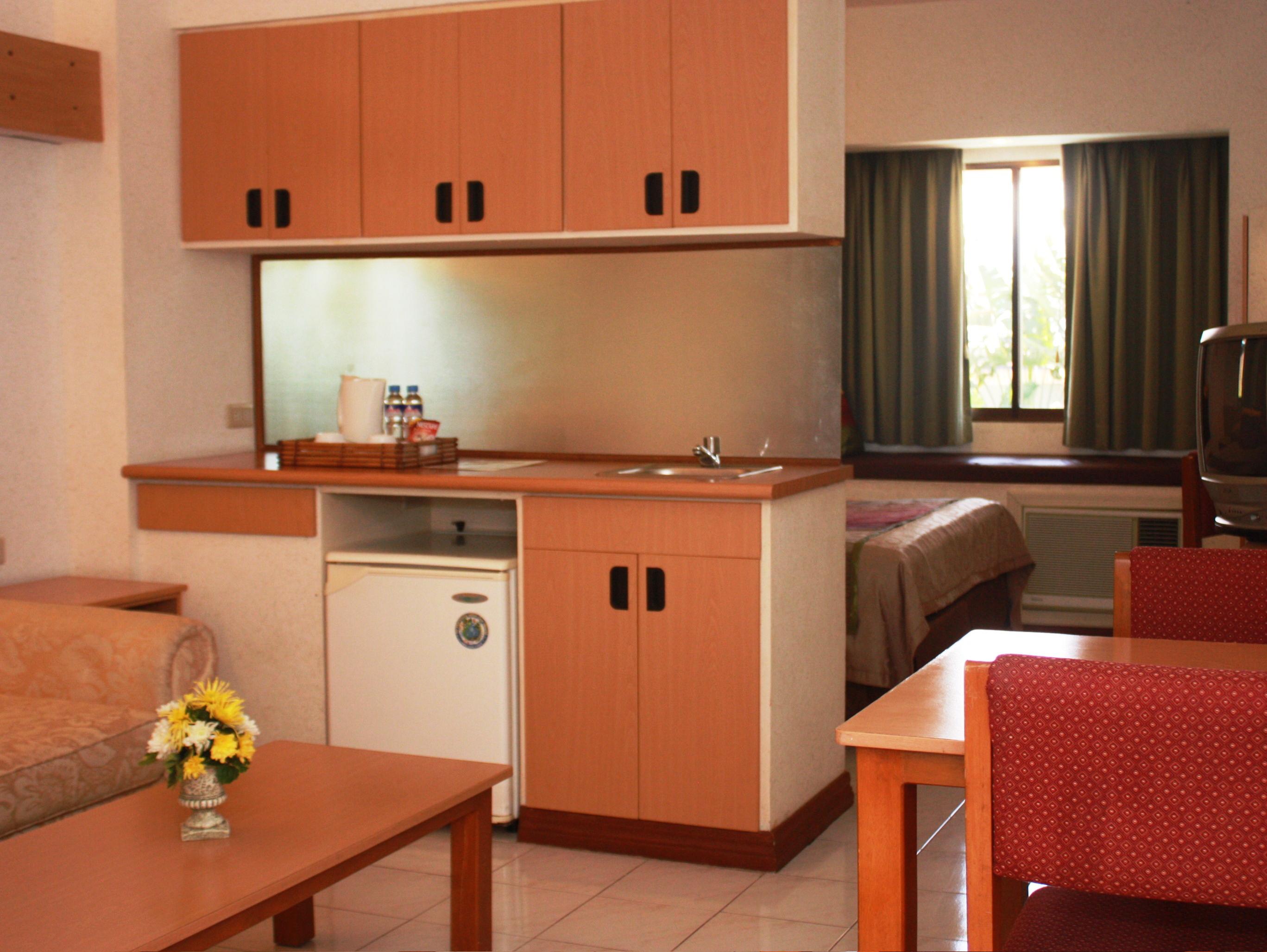 Filipiniana Hotel