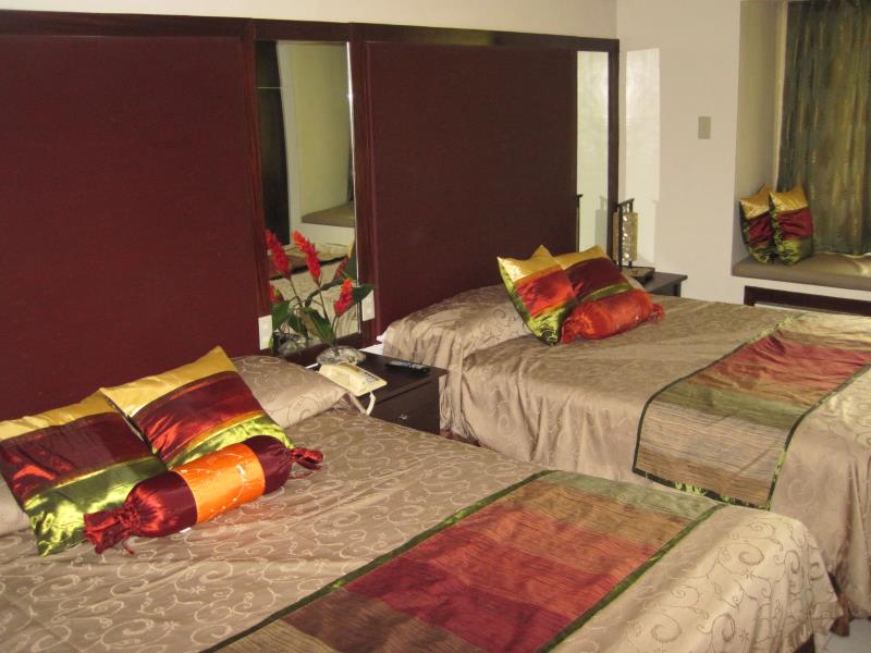 Filipiniana Hotel