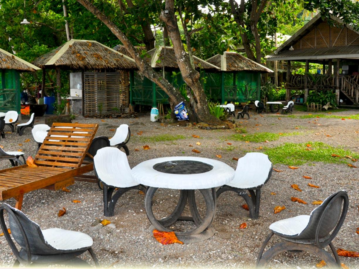 Algen's Dive Resort