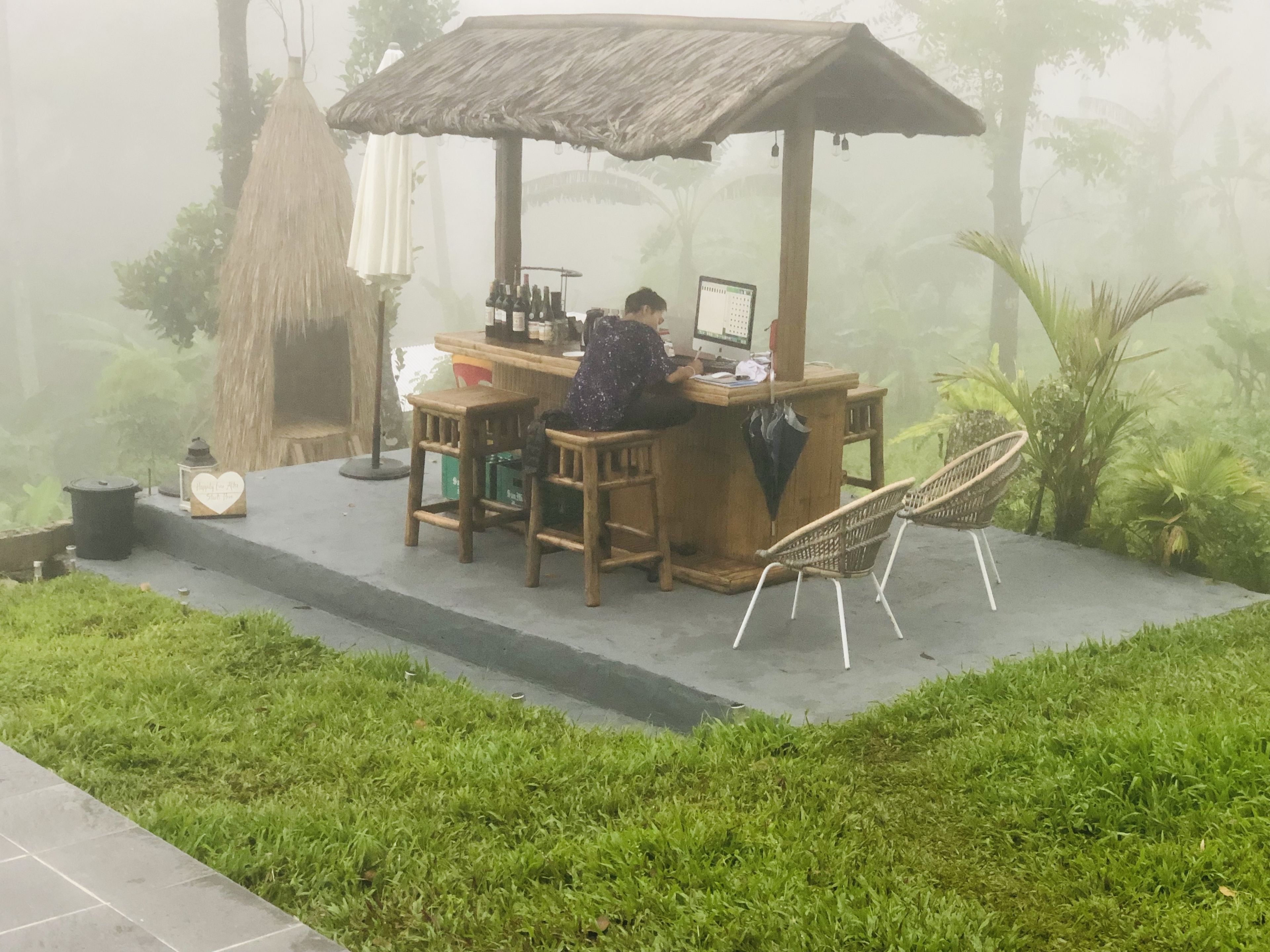 Bintana Sa Paraiso Binunsaran