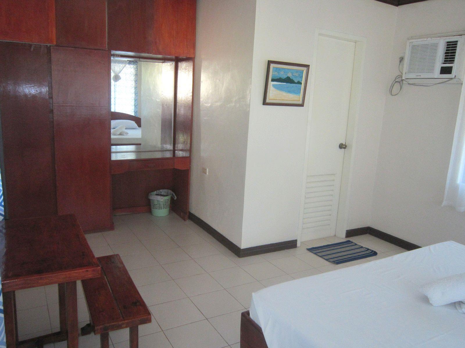 Caves Dive Resort