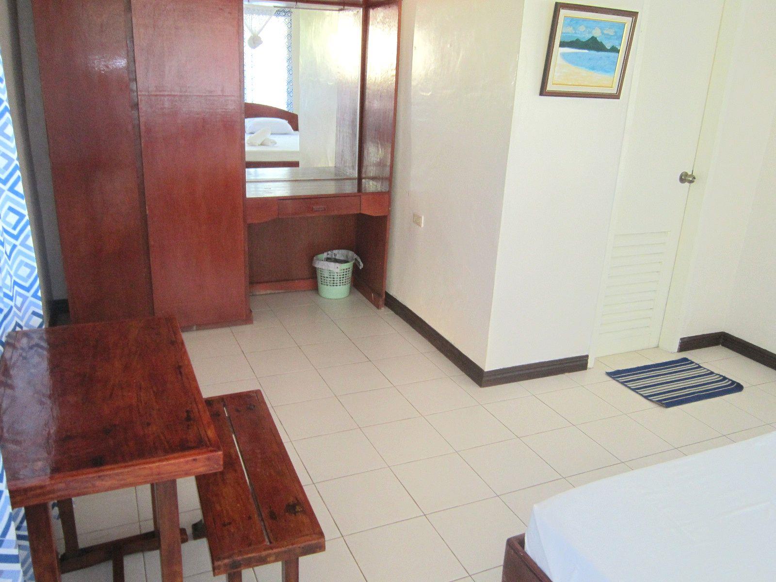 Caves Dive Resort