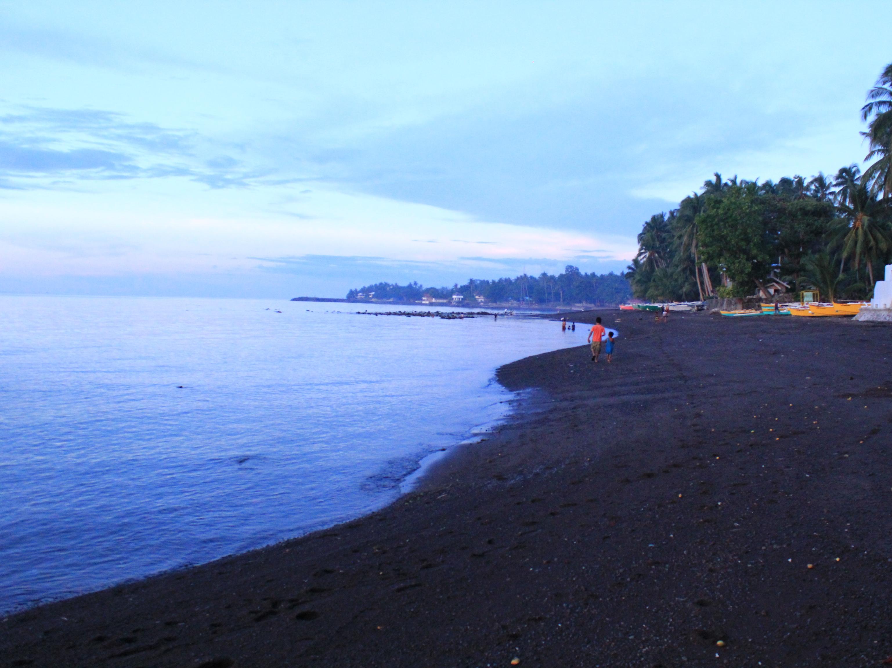 RedDoorz @ July's Haven Seaside Pension Camiguin
