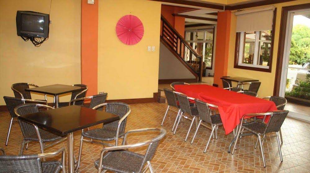 Candon Hotel