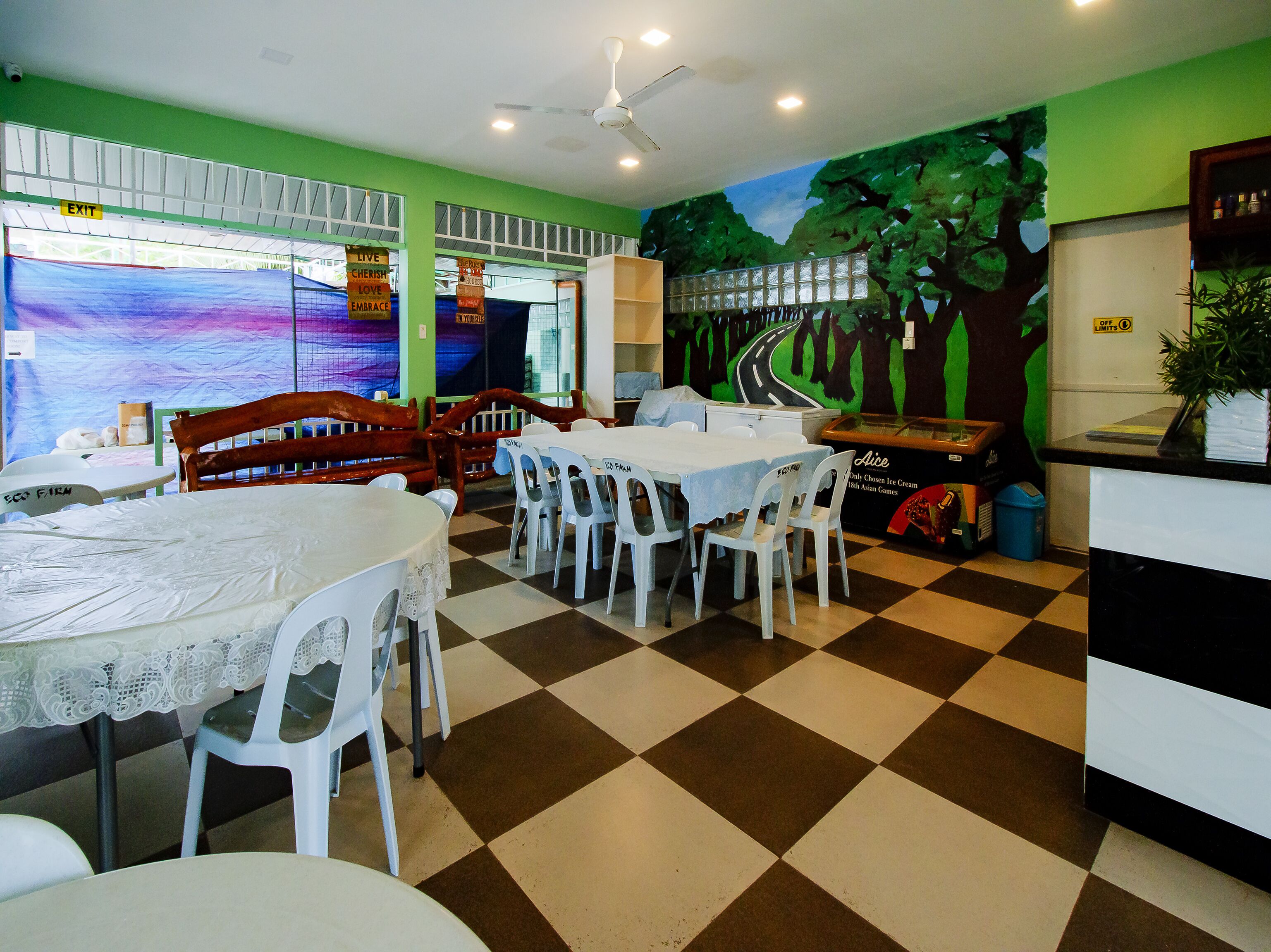 Capital O 849 Carcar Eco Farm Resorts