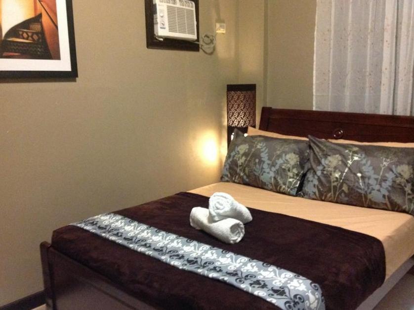 Candice Lucy Hotel Caticlan