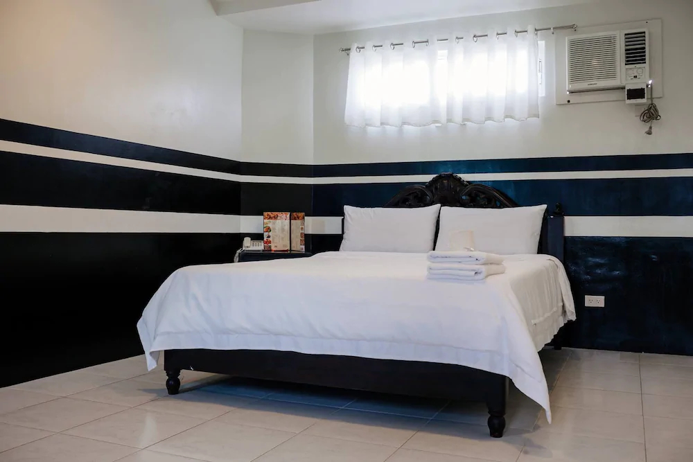 Kingsville Hotel