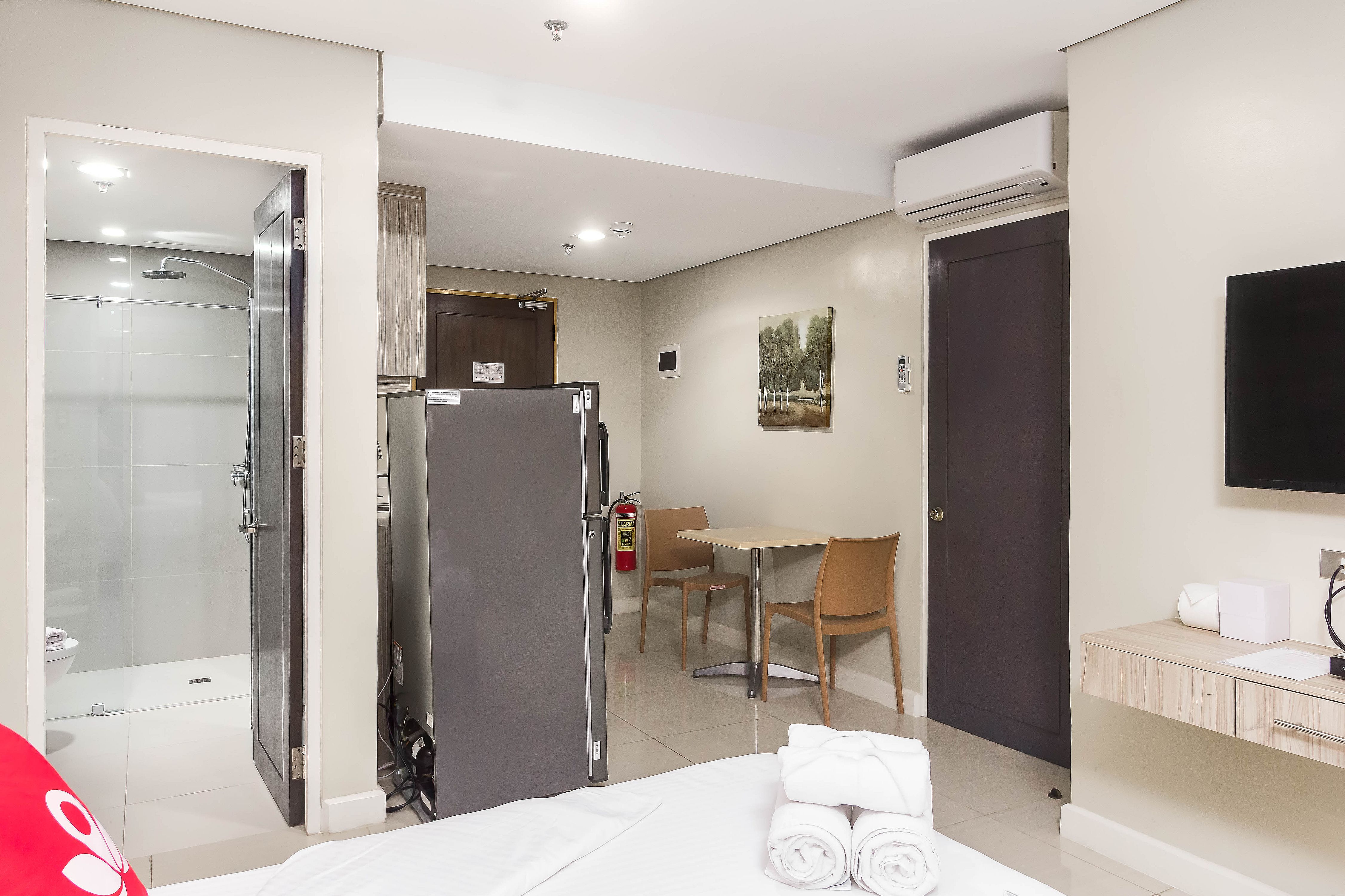 Alicia Apartelle by ZEN Rooms