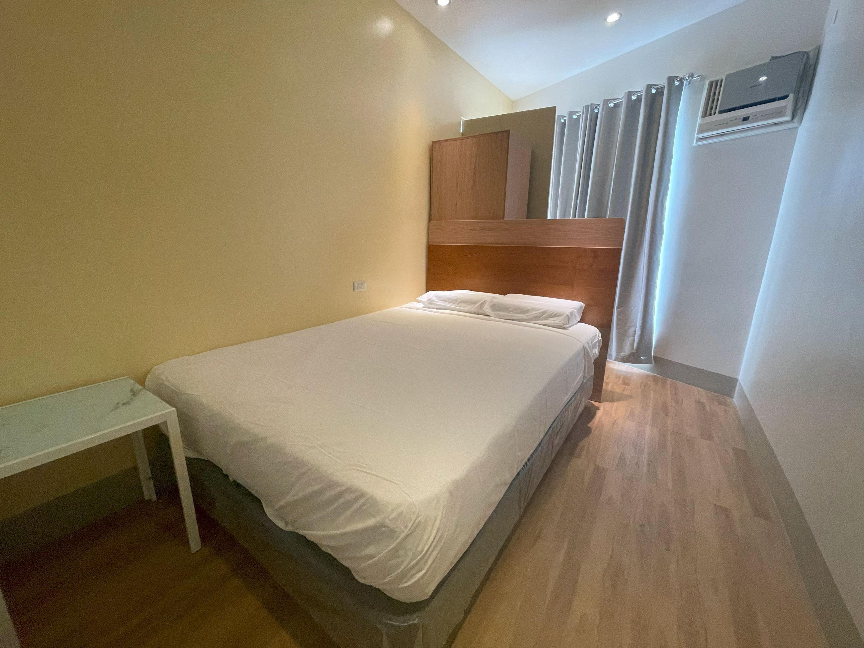 Almond Suites Cebu powered by Cocotel