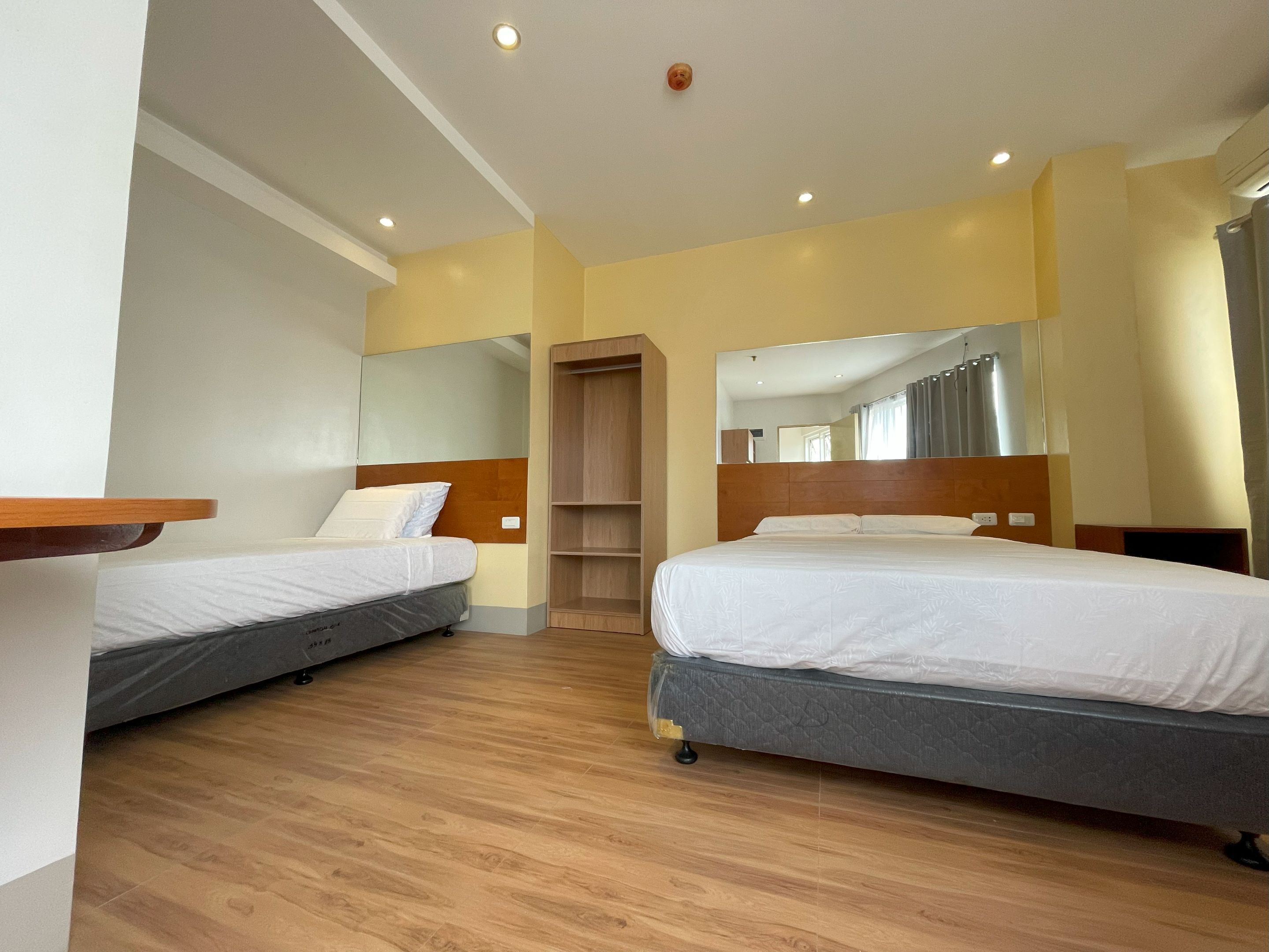 Almond Suites Cebu powered by Cocotel