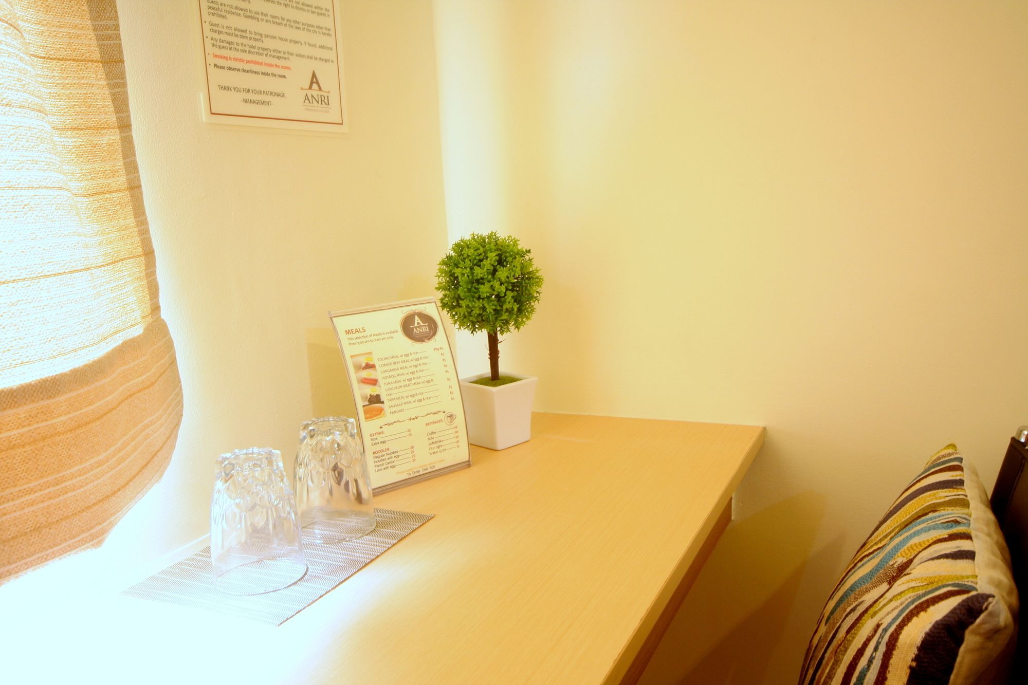Anri Pension House