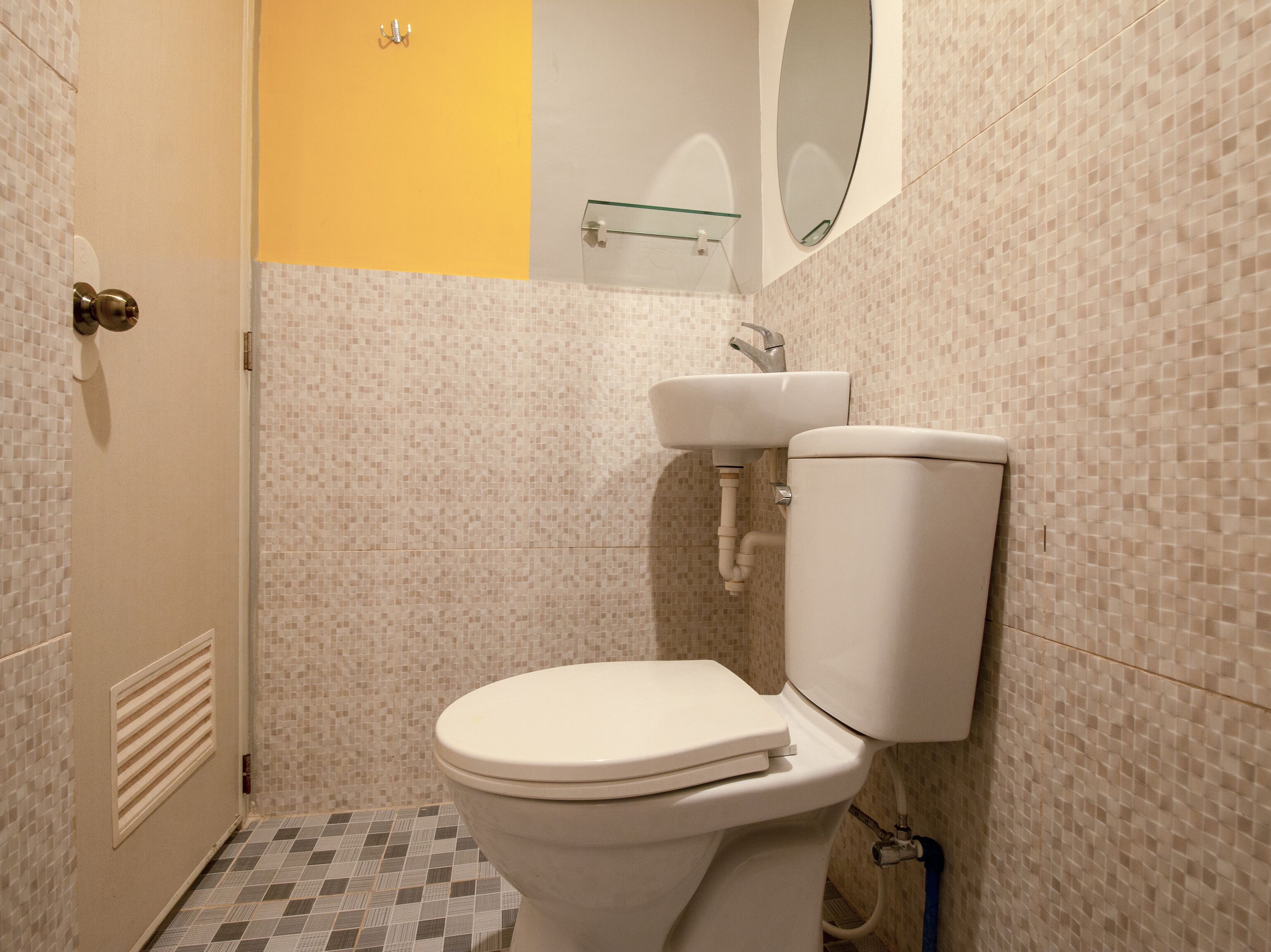 Barrio House Mactan by Oyo Rooms