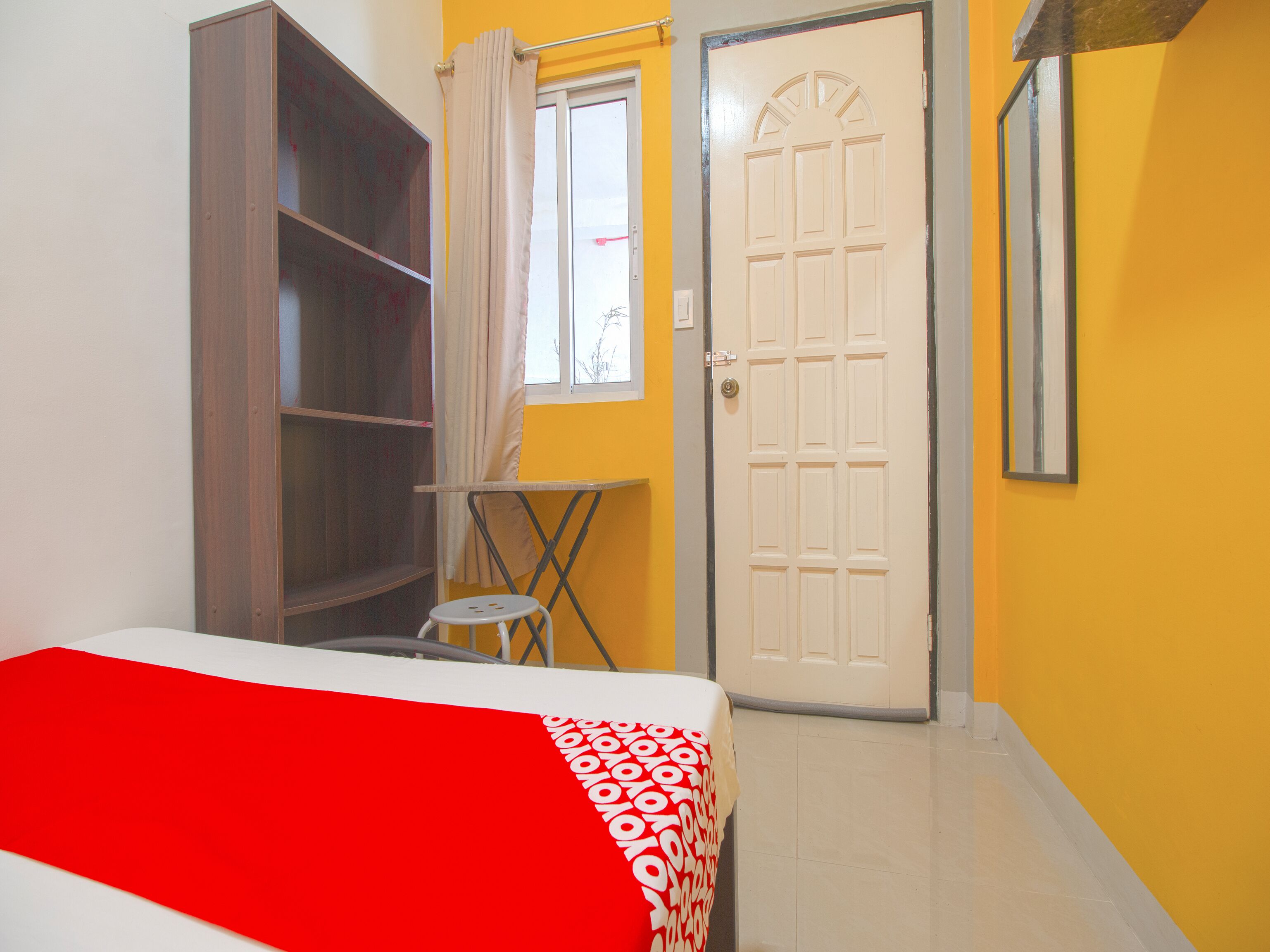 Barrio House Mactan by Oyo Rooms