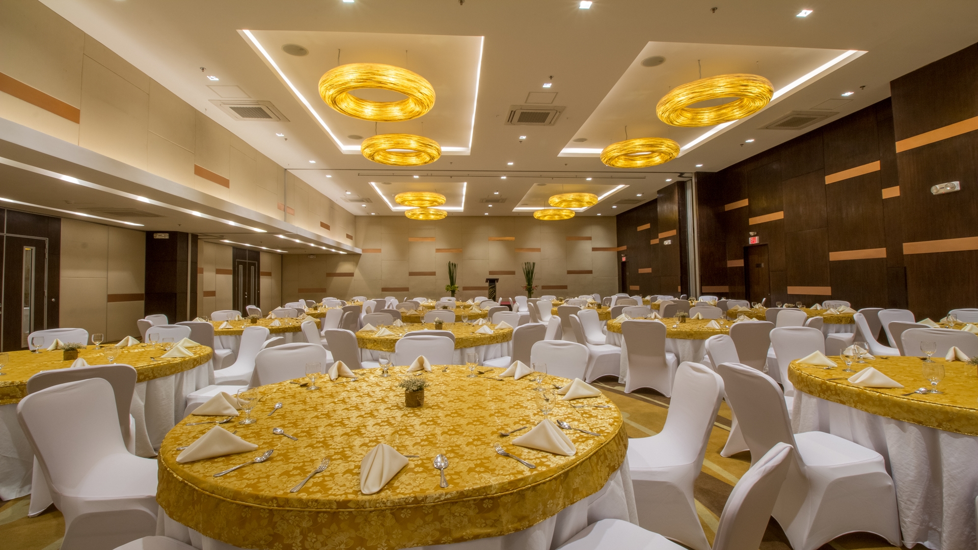 Bayfront Hotel Cebu