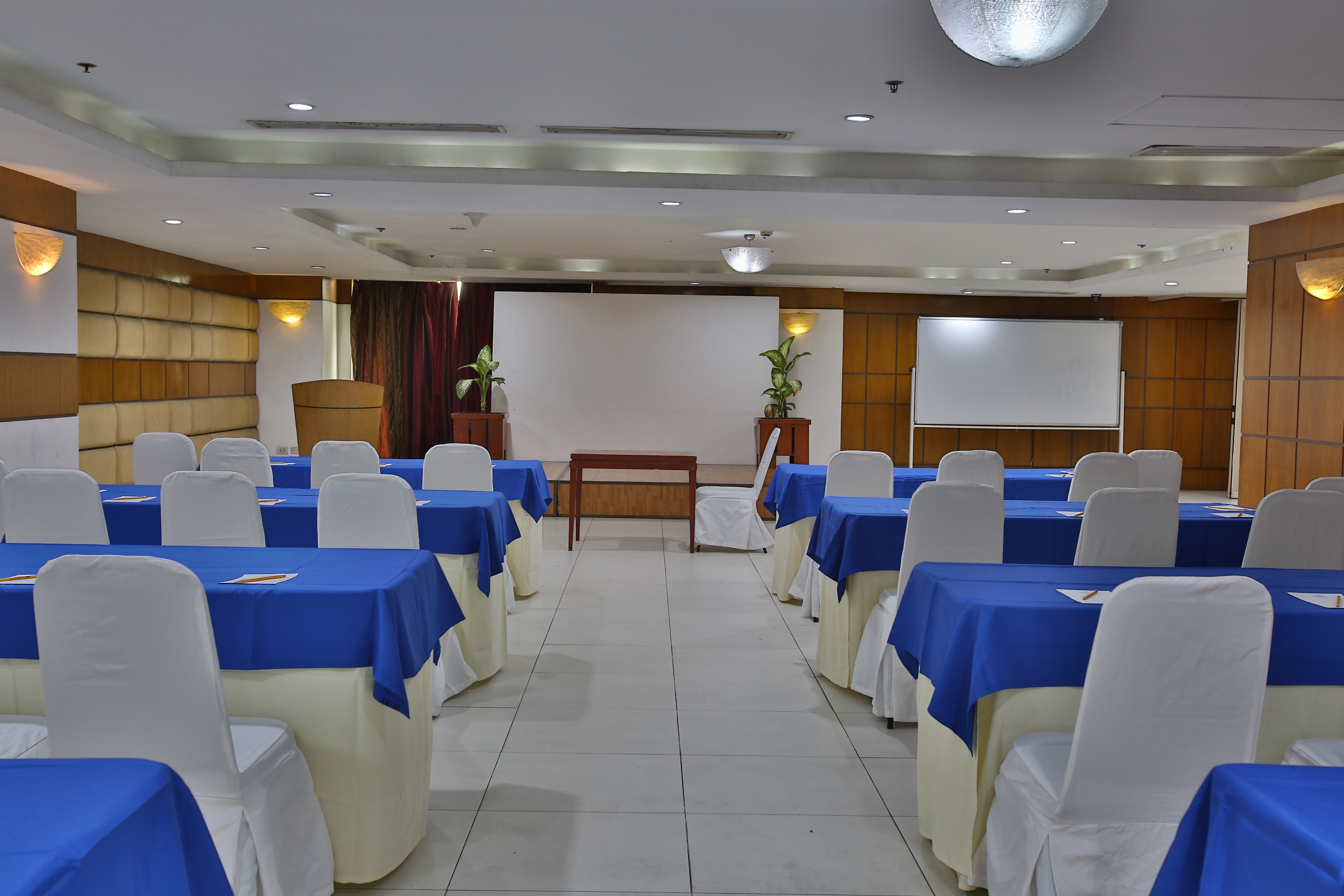 Crown Regency Hotel & Towers Cebu