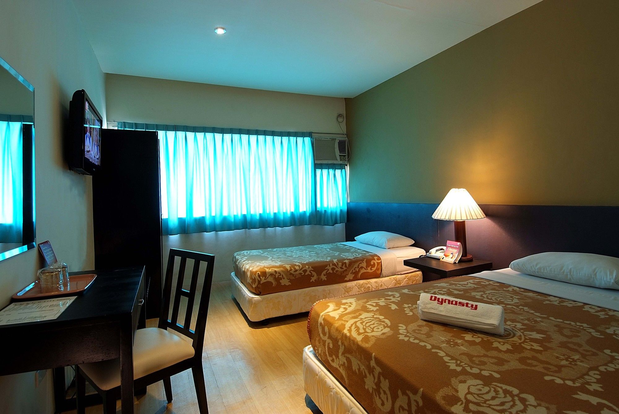 Dynasty Tourist Inn