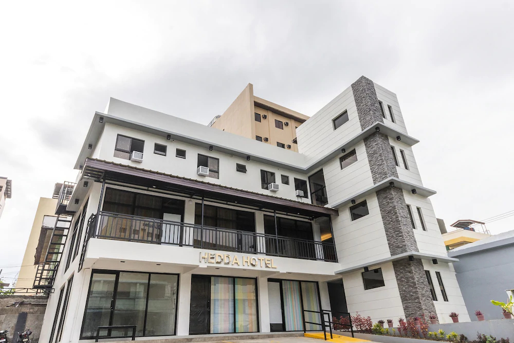 Hedda Hotel by OYO Rooms