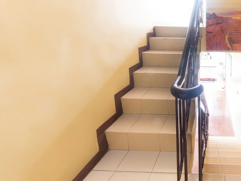 J & H Apartments by OYO Rooms