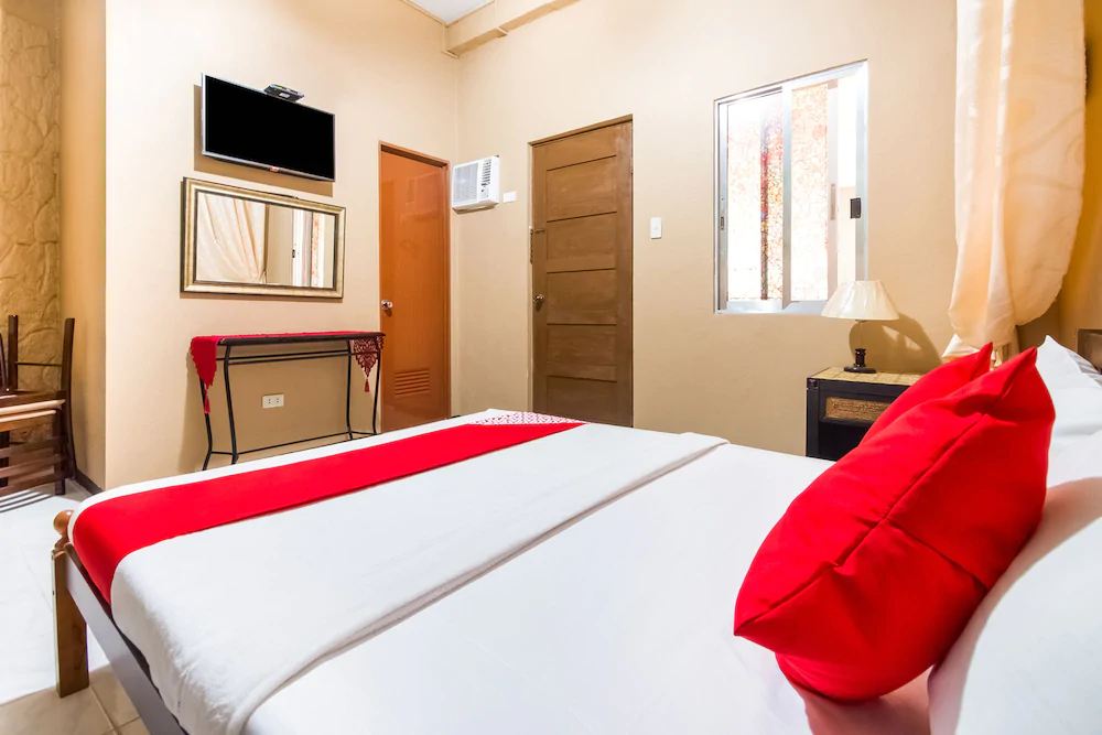 J & H Apartments by OYO Rooms