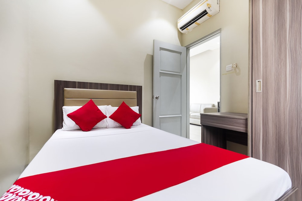 Jcad Hotel by OYO Rooms