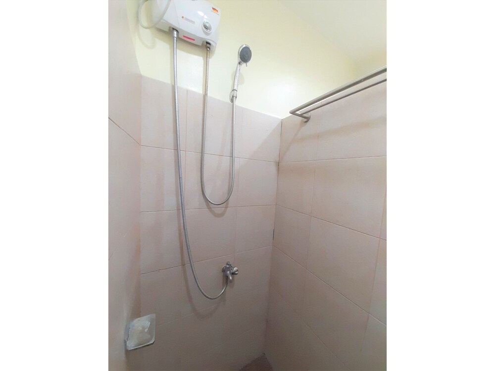 Jcad Hotel San Remo by OYO Rooms