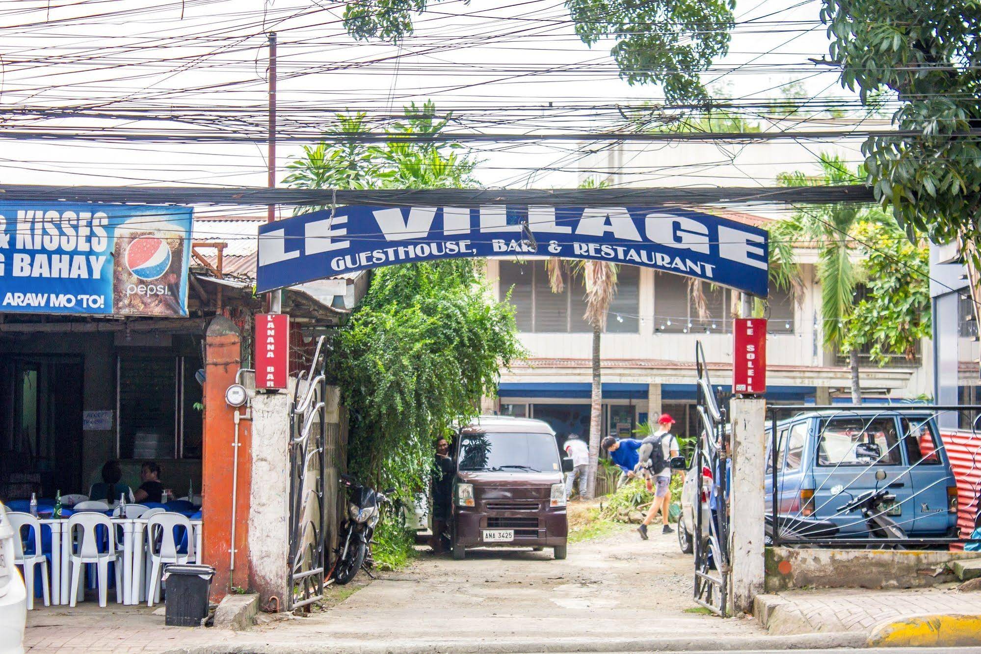 Le Village Hostel