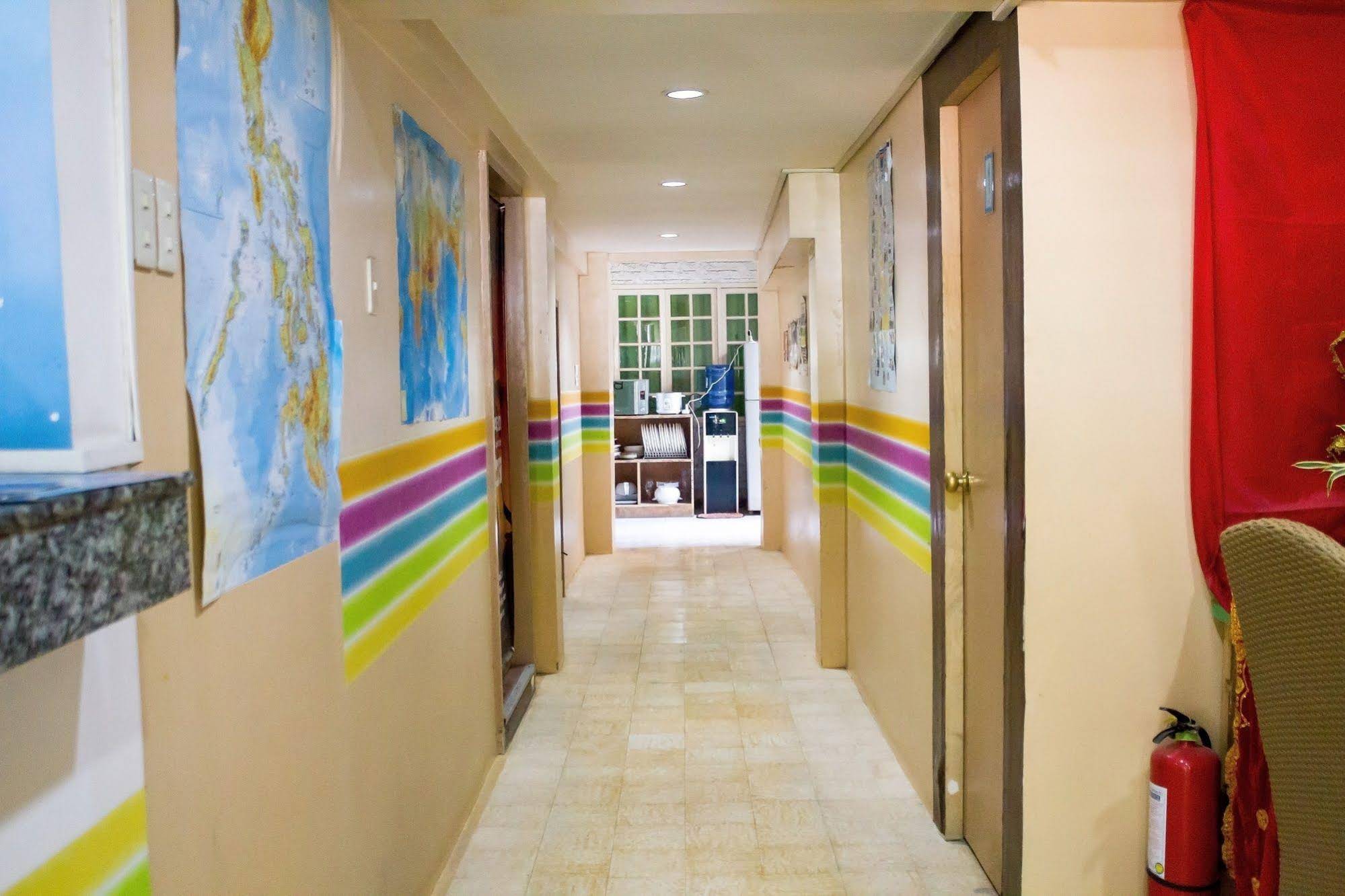 Le Village Hostel
