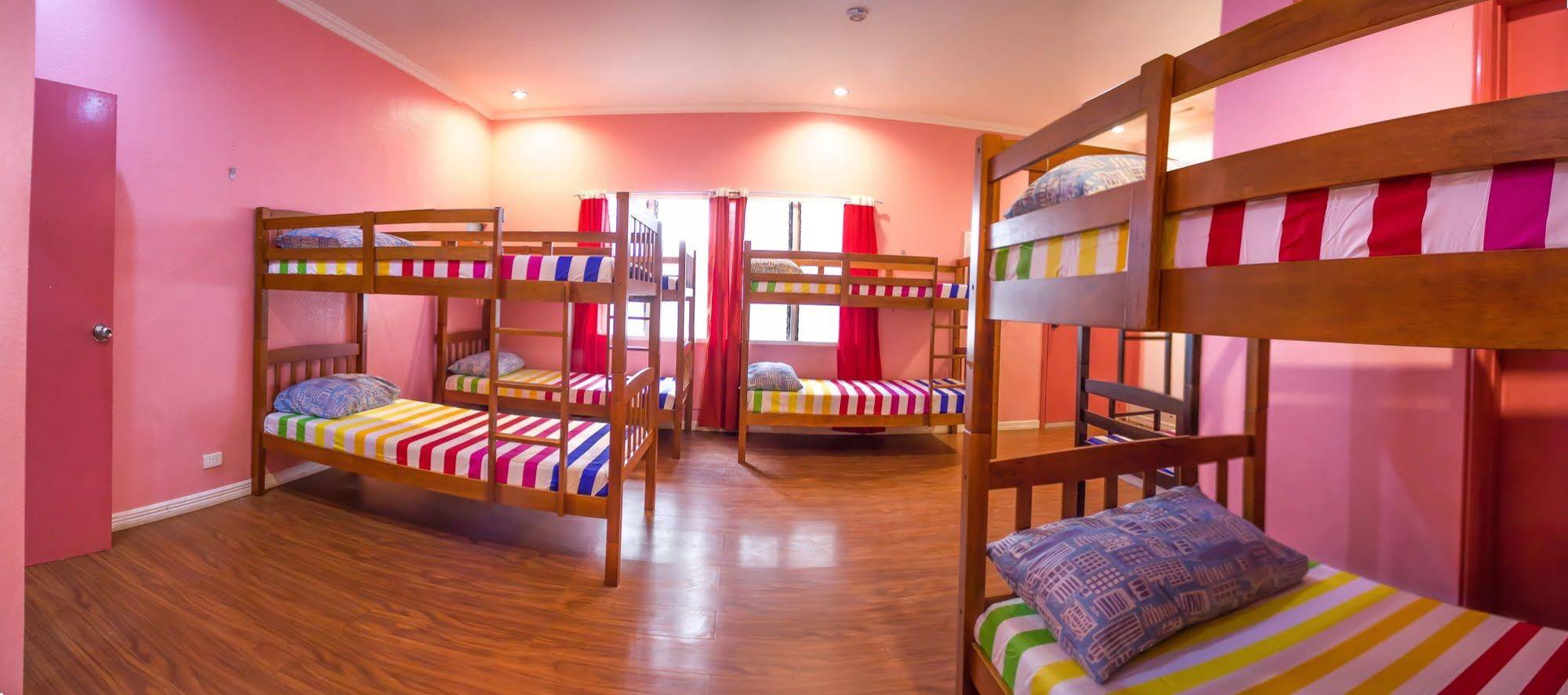 Le Village Hostel