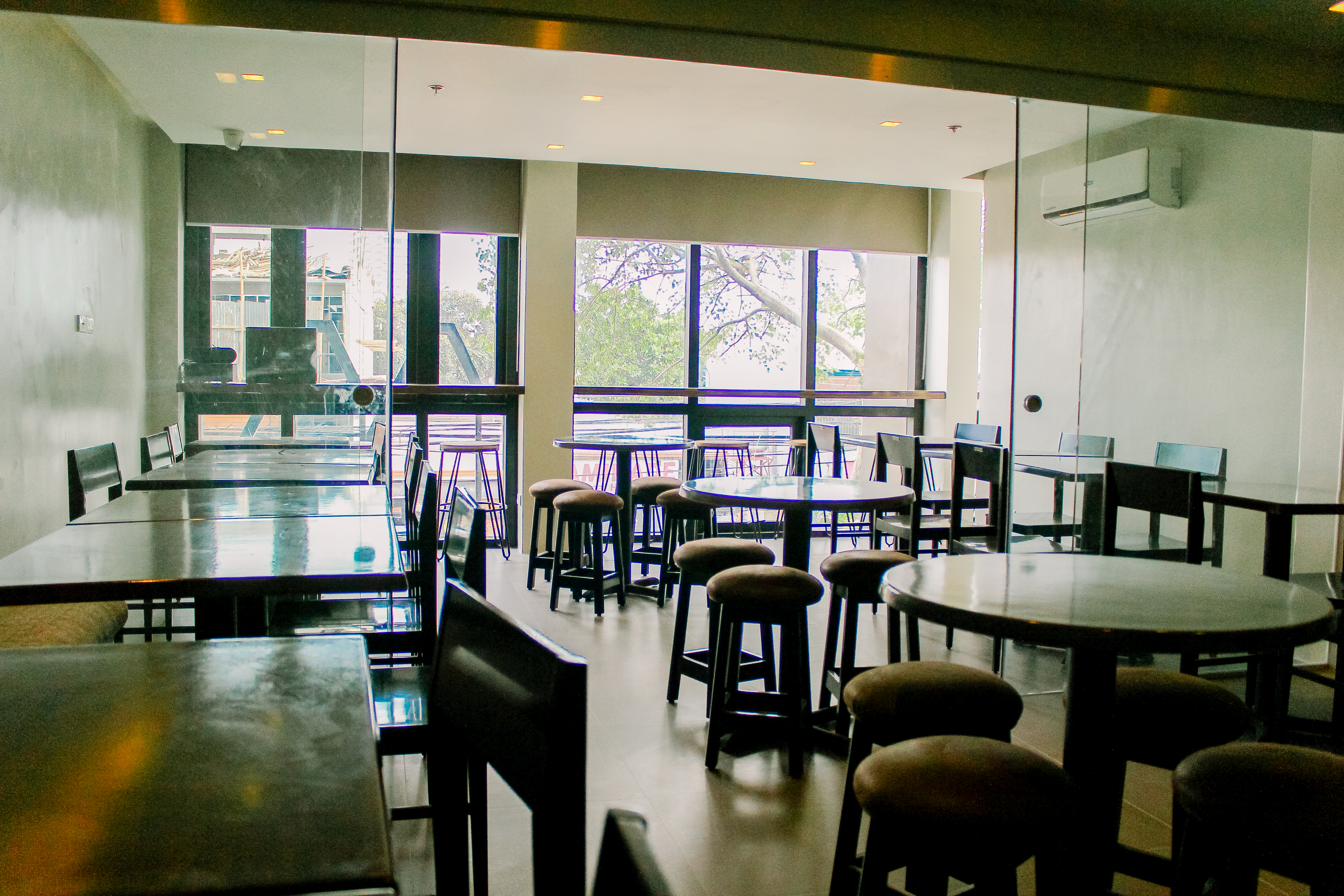 Mabolo Royal Hotel
