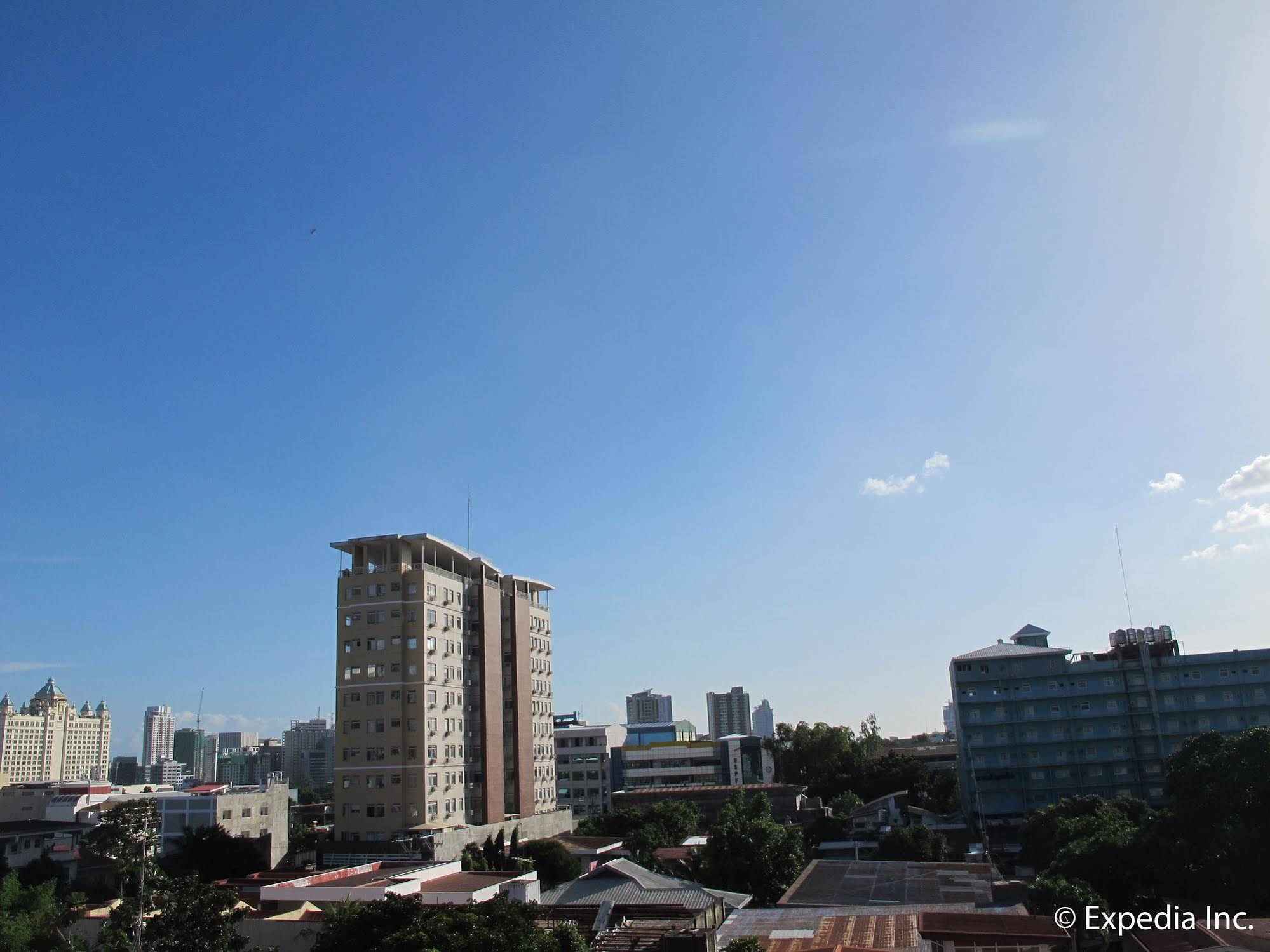 Metro Park Hotel