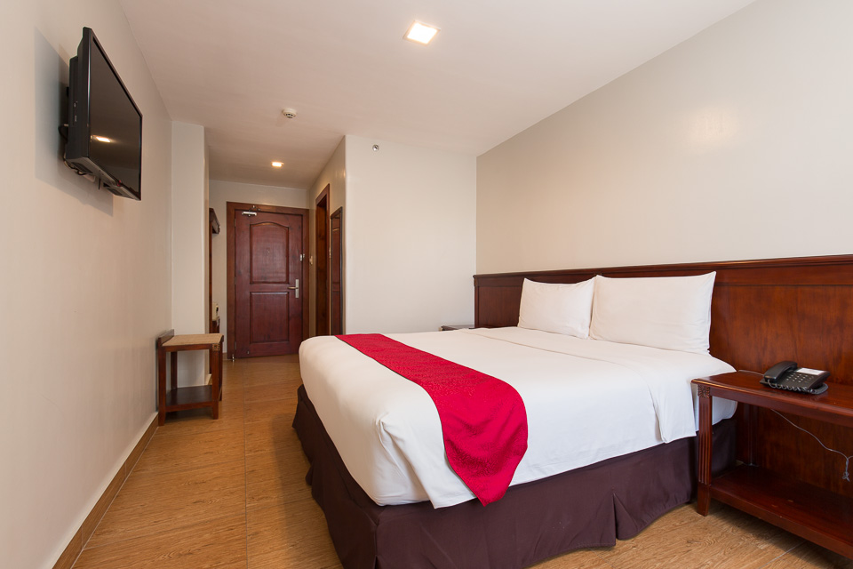 MJ Hotel & Suites
