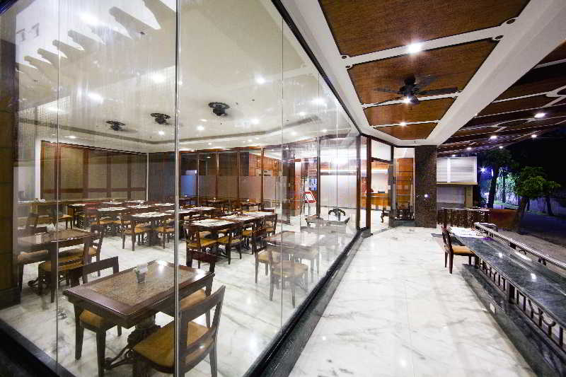 MJ Hotel & Suites