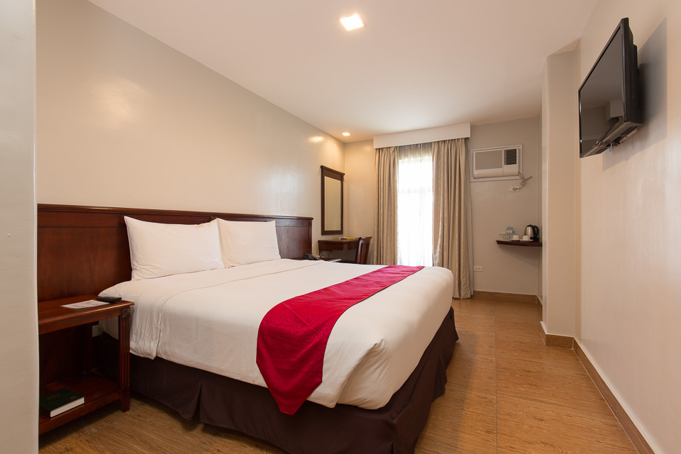 MJ Hotel & Suites
