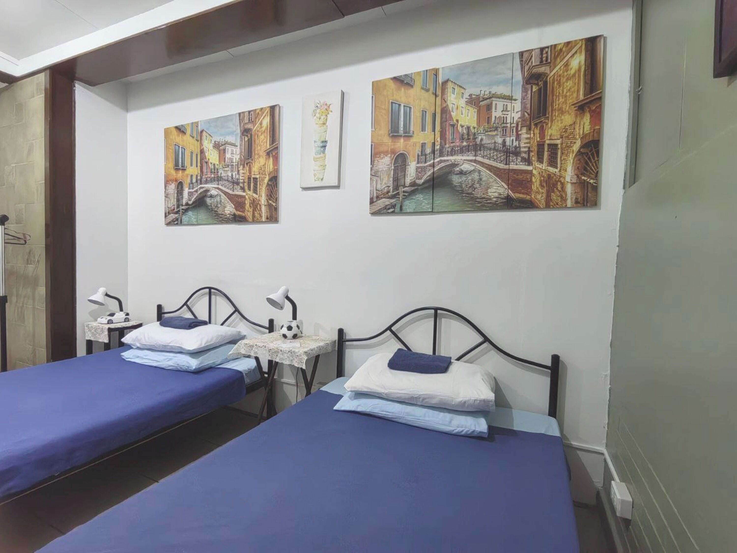 Nappers Hostel