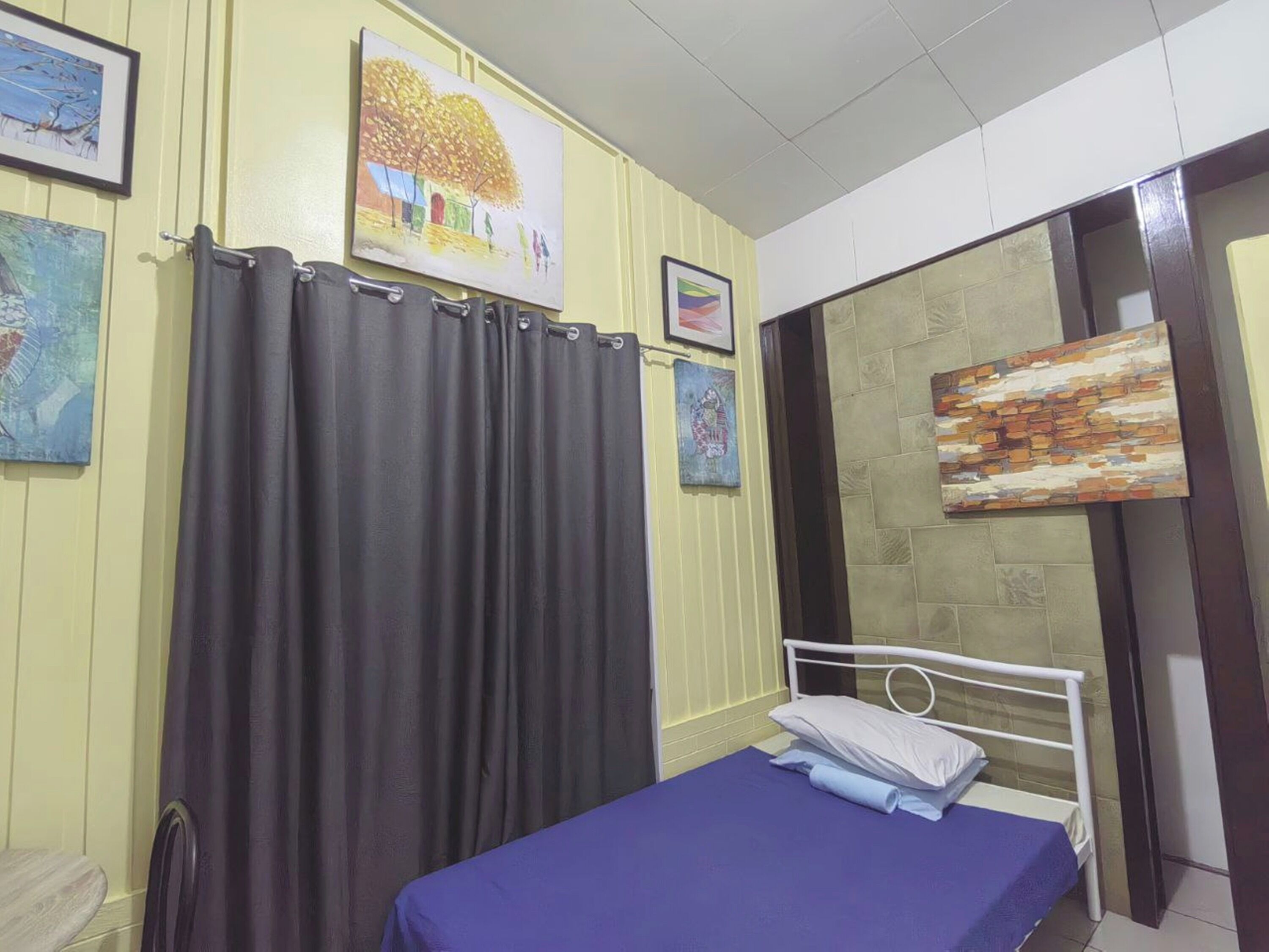 Nappers Hostel