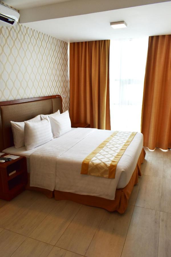 One Central Hotel