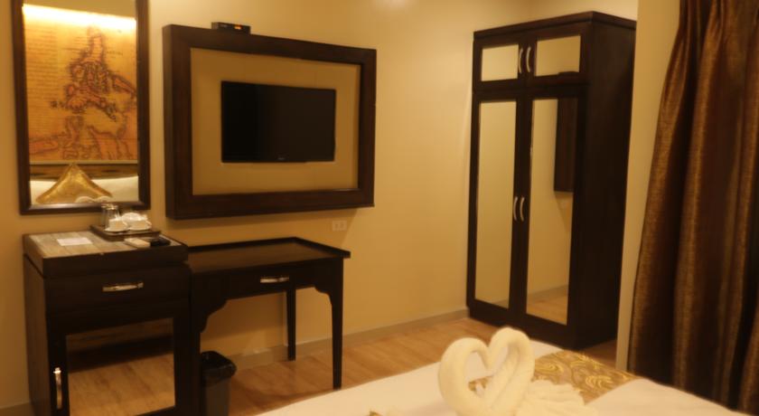 Palm Grass Hotel