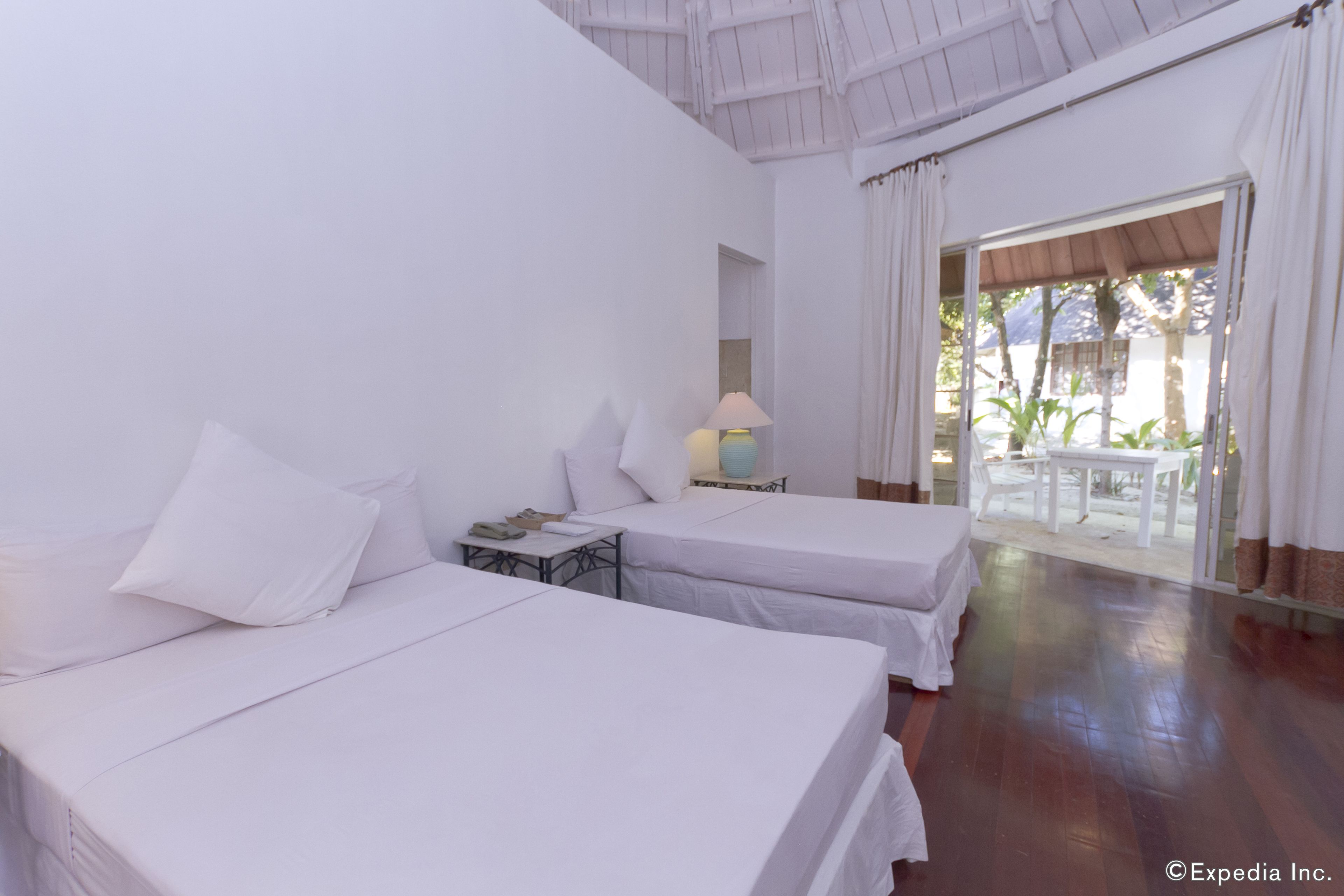 Parkside Cordova Reef Village Resort