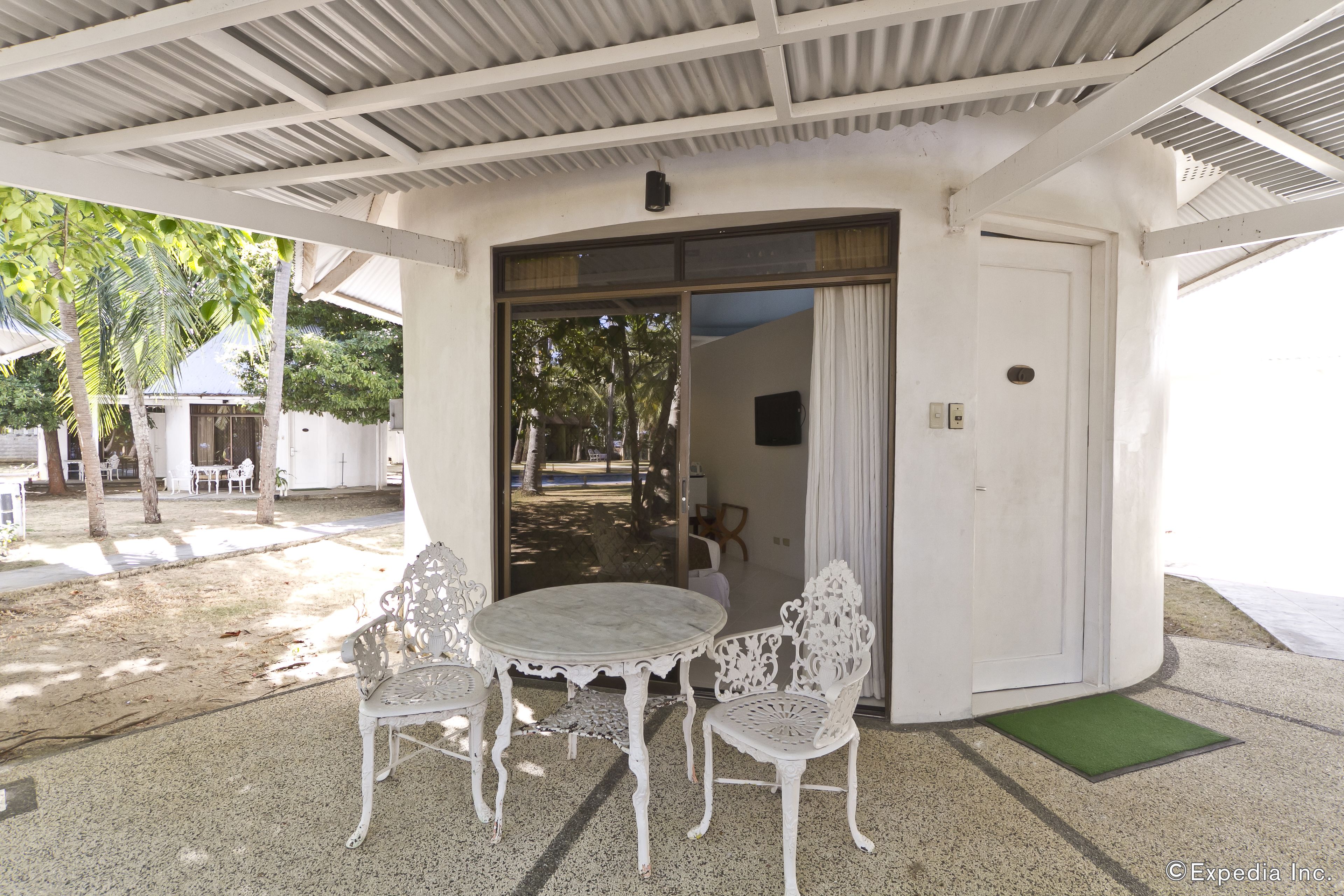 Parkside Cordova Reef Village Resort