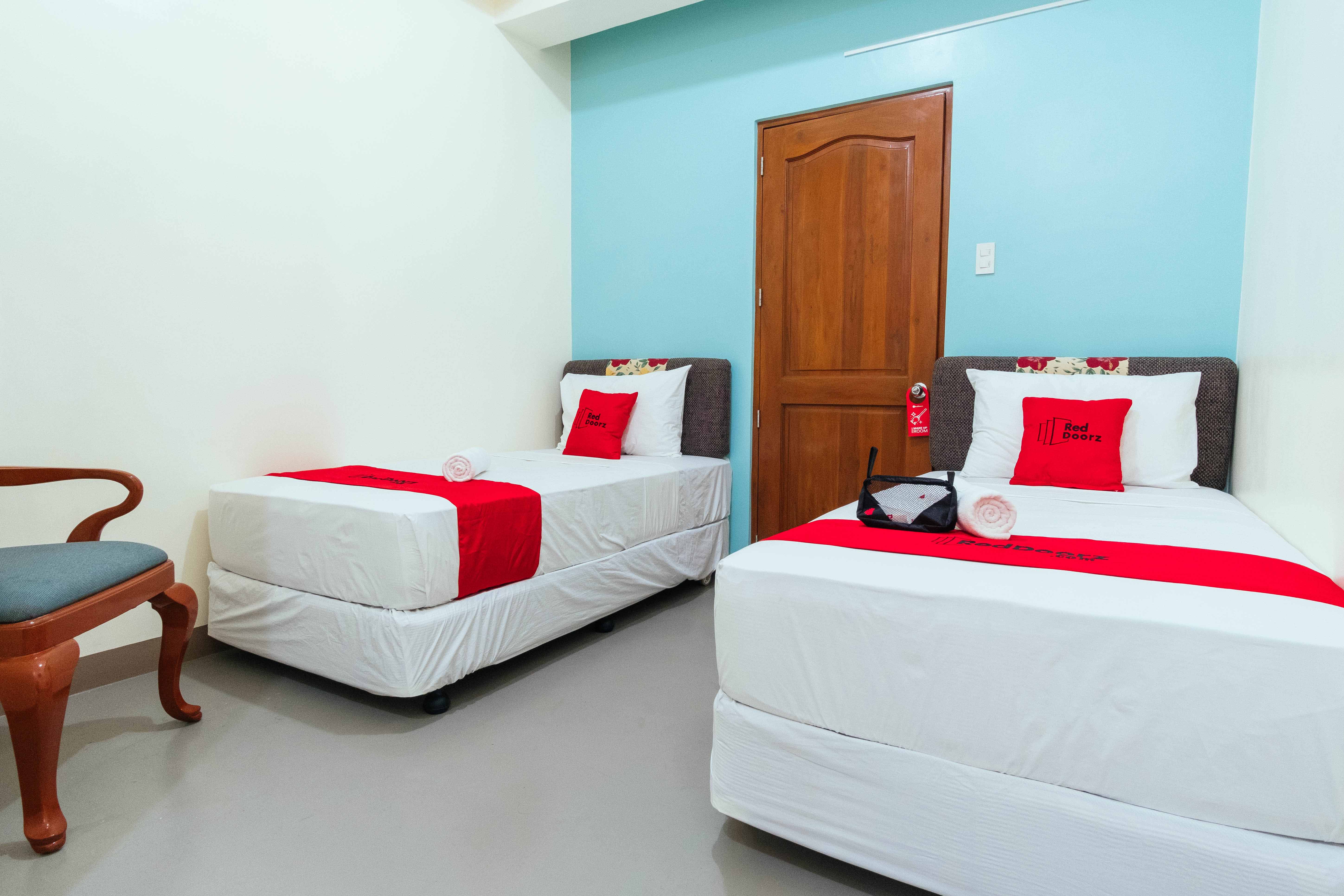RedDoorz Plus @ IT Park Cebu