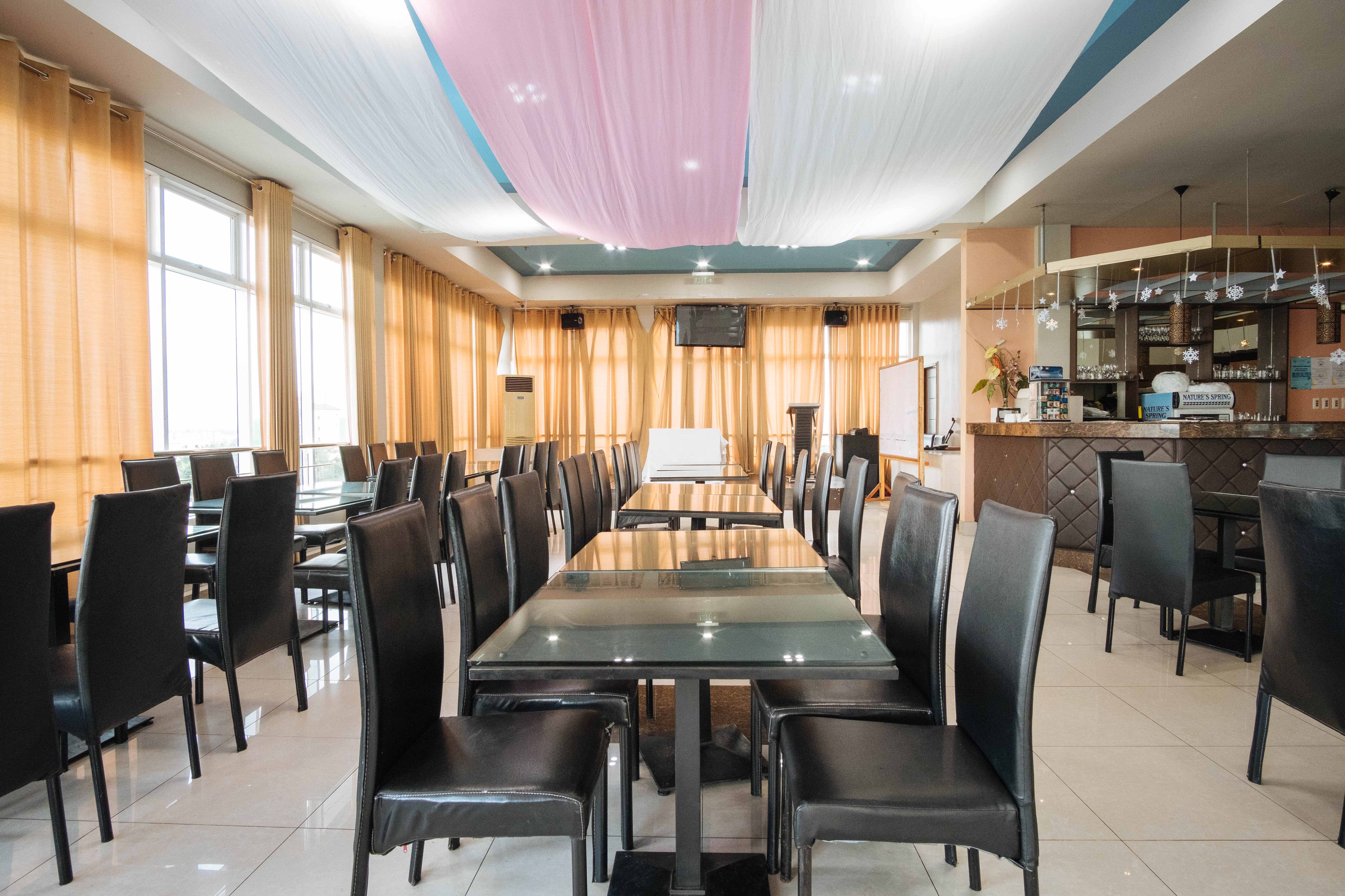 RedDoorz Plus Near Cebu Capitol