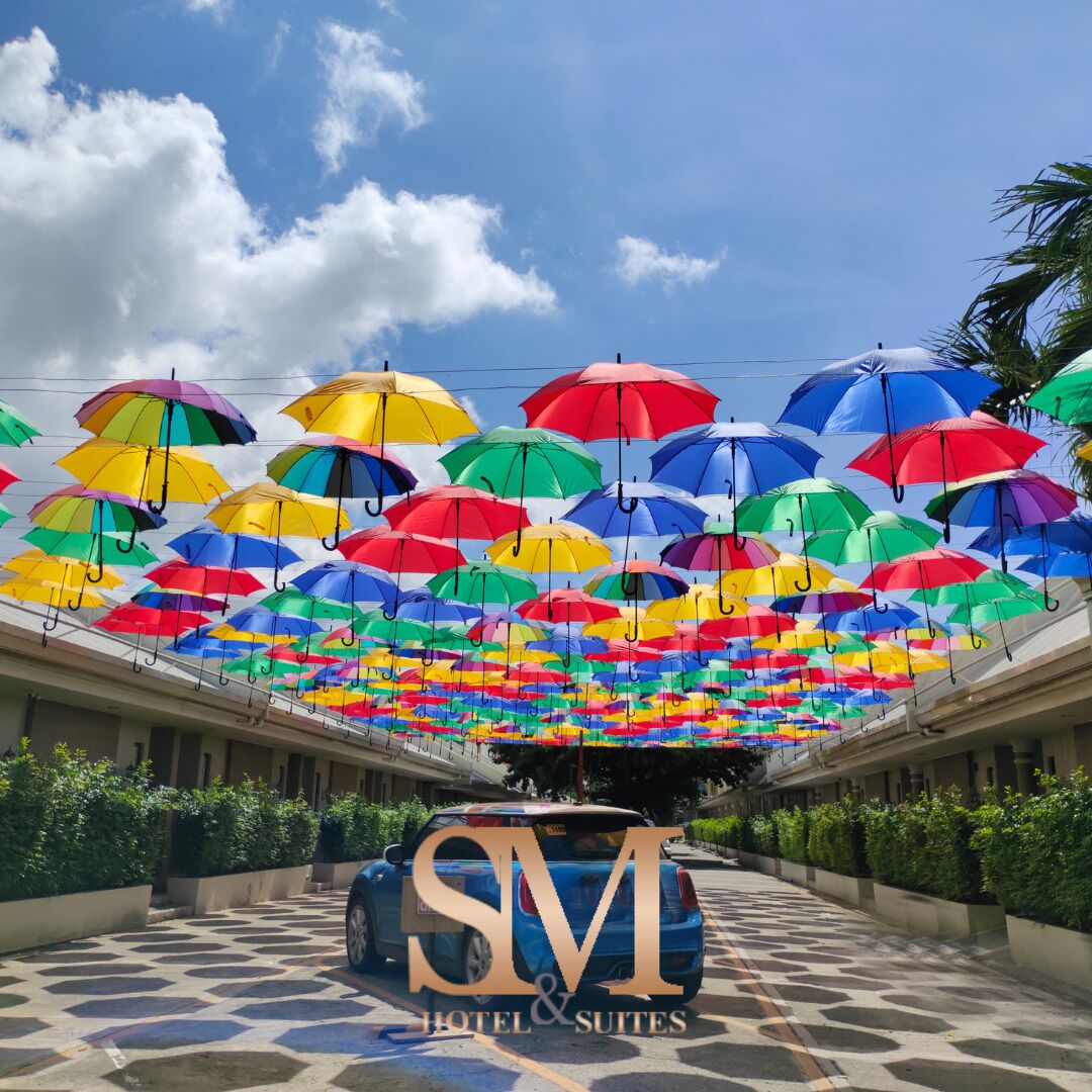 S&M Hotel