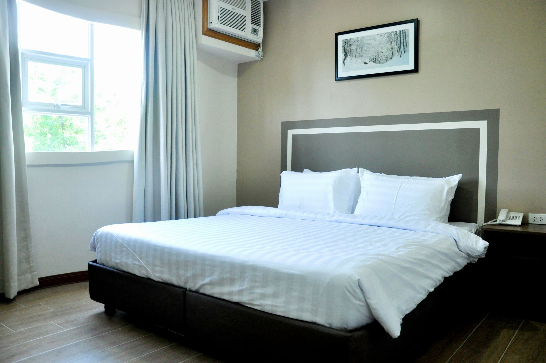 S Hotel & Residences